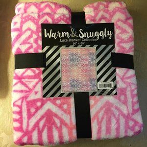 Pink Warm & Snuggly Luxe Blanket.Collection `50 x 60